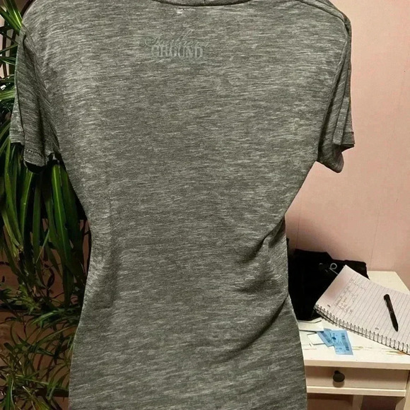 Zac Brown Band Short Sleeve Womens Sheer Gray Concert Tee Sz XL Stretchy - Picture 4 of 5